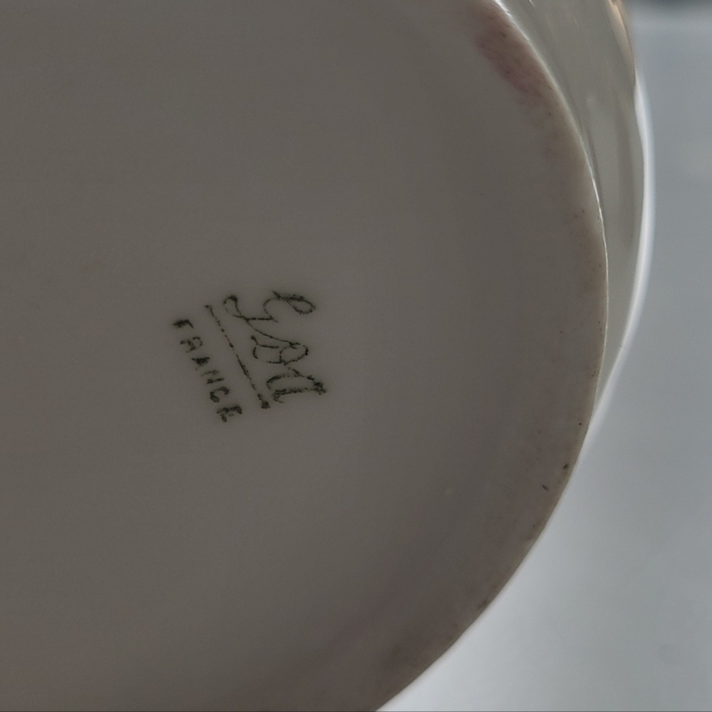 Limoges, France. The mark "GDA" stands for Gerard, Dufraisseix & Abbott - Picture 3 of 4